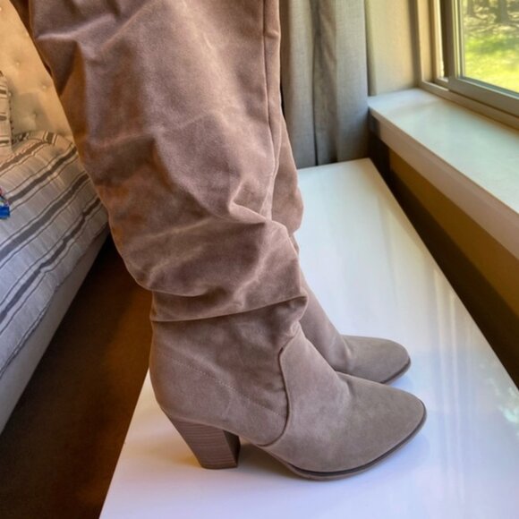 Universal Thread Knee High Boots - 8 - Picture 3 of 4